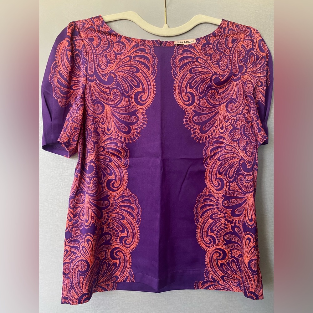 Juicy Couture shirt in size M